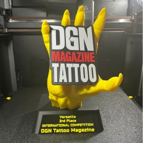 3D nyomtatott tetoválódíj – egyedi, többszínű kivitelben